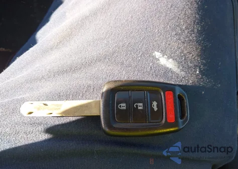 2016 Honda Civic Lx z USA, uszkodzony, nr VIN 19XFC2F54GE044407